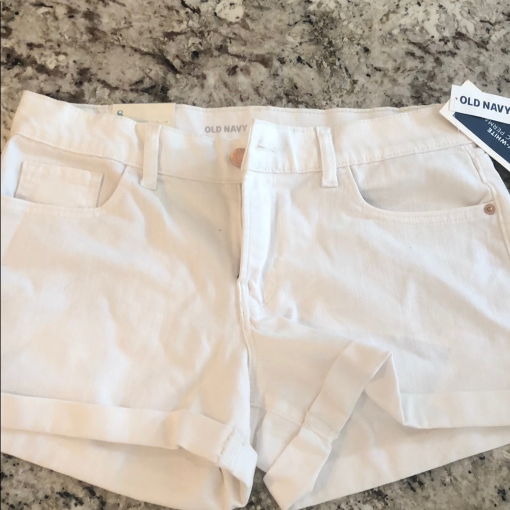 NWT Old Navy boyfriend denim shorts
